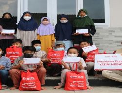 PPPA Daarul Qur’an Cirebon Bagikan Bingkisan Untuk Santri Yatim
