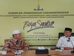 Zulkifli Hasan Bertemu Buya Syakur, Bahas Pendidikan di Indramayu