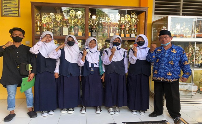 Kontingen Atlet Pencak Silat SMPN 3 Sindang lndramayu Boyong 5 Medali di Kejurnas Pencak Silat Open 2022 di Bekasi