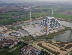 Masjid Raya Al Jabbar Segera Diresmikan, Kapasitas 33.000 Jemaah