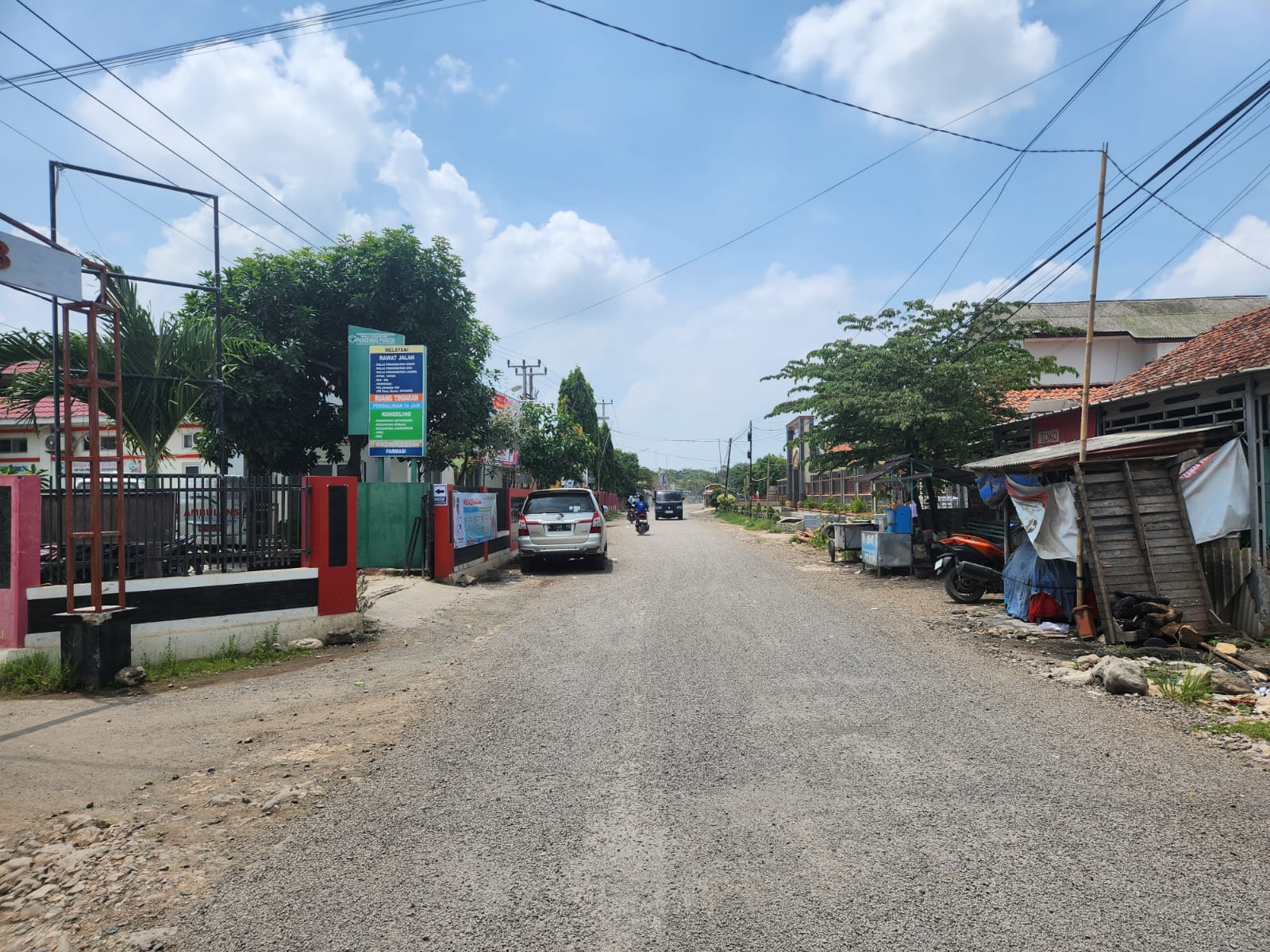 Peduli Masyarakat Sekitar Operasi, Pertamina EP Perbaiki Jalan Desa