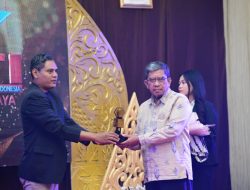 Lucky Hakim Mendapatkan Penghargaan Sebagai Tokoh UMKM dan Inspirasi Anak Muda